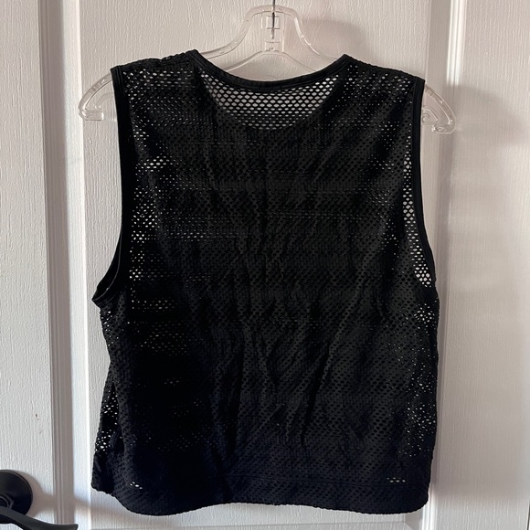 Lululemon black mesh crop tank - Picture 2 of 2